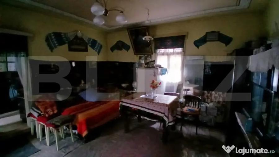 Casă cu 2 camere cu Teren 624 Mp în Deda