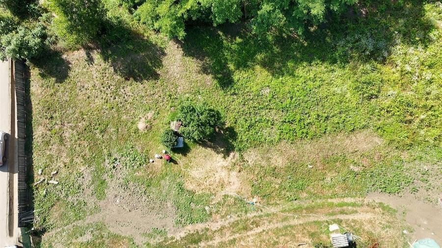 Teren Construcții intravilan de 1653 mp, în Rusenii Noi