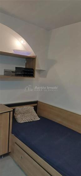 Apartament cu 4 camere decomandat în Bartolomeu