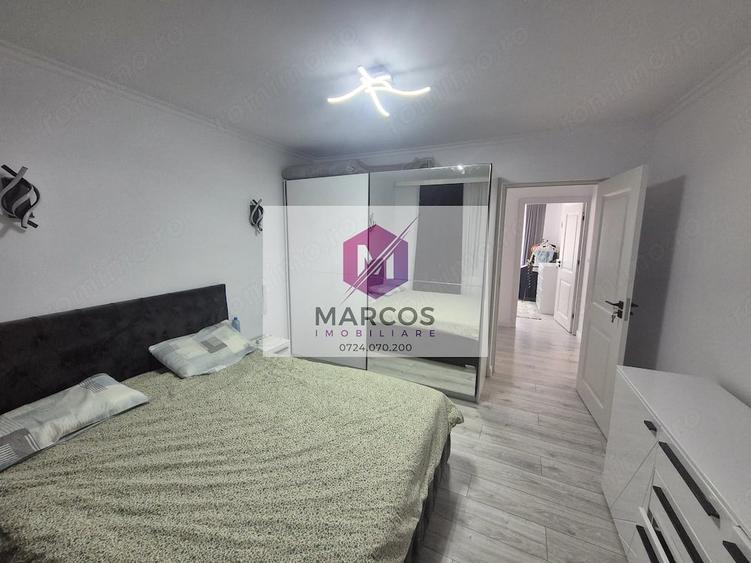 Apartament cu 3 camere semidecomandat în Cuptoare (Reșița)