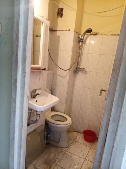 Garsonieră decomandată în Central