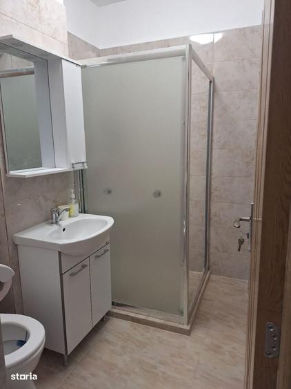 Garsonieră decomandată în Uverturii