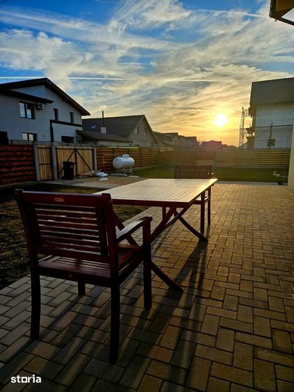 Casă cu 4 camere cu Teren 600 Mp în Tărlungeni