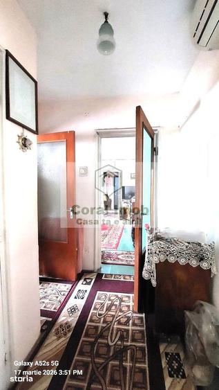 Apartament cu 3 camere semidecomandat, mobilat în Colentina