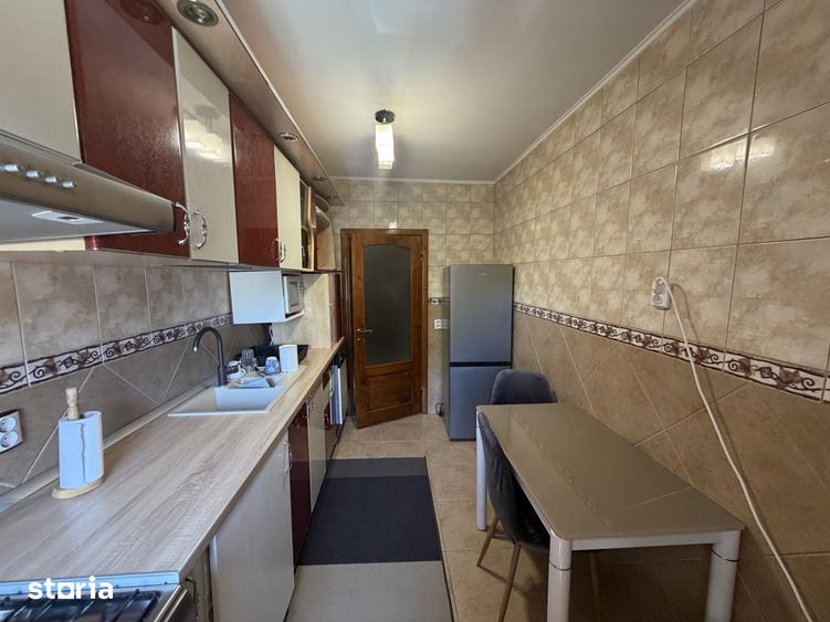 Apartament 2 camere,strada Babadag,etaj 2 - 5