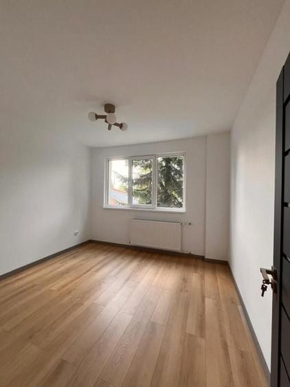 Apartament cu 2 camere semidecomandat în Domenii