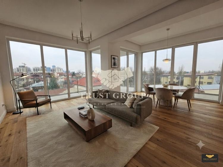 Penthouse cu 3 camere decomandat, mobilat în Floreasca
