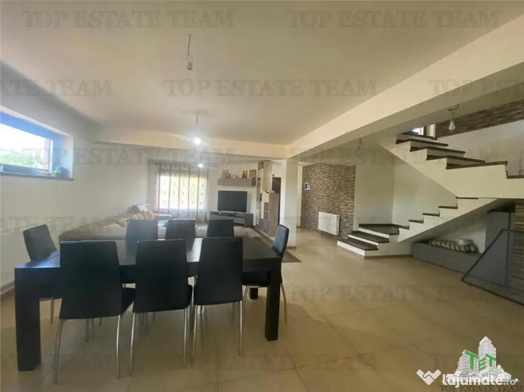 Casă cu 5 camere cu Teren 1045 Mp în Arsa