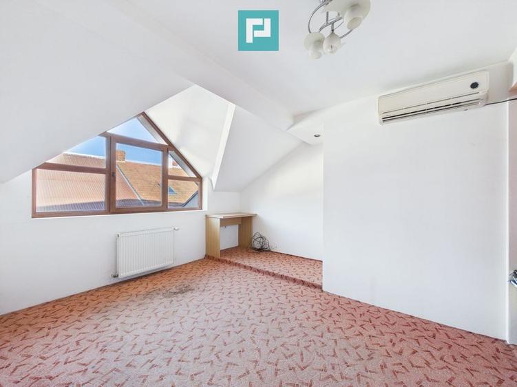 Apartament pe 3 niveluri - ultracentral, Arad - 12