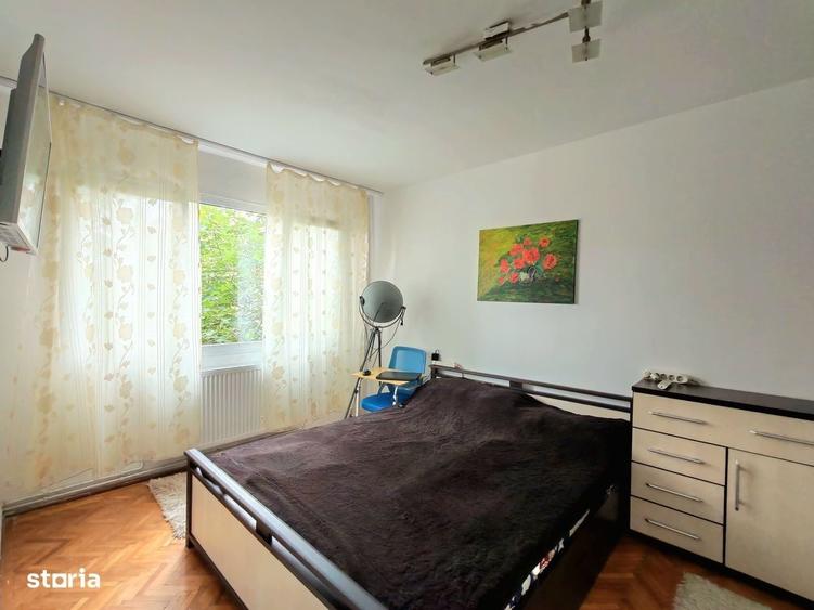 Apartament cu 3 camere semidecomandat în Olimpia-Stadion