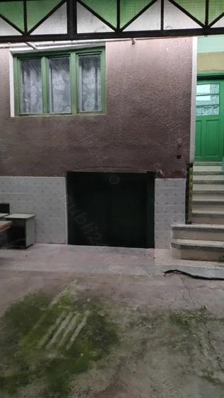 Casă cu 4 camere cu Teren 1000 Mp în Domașnea