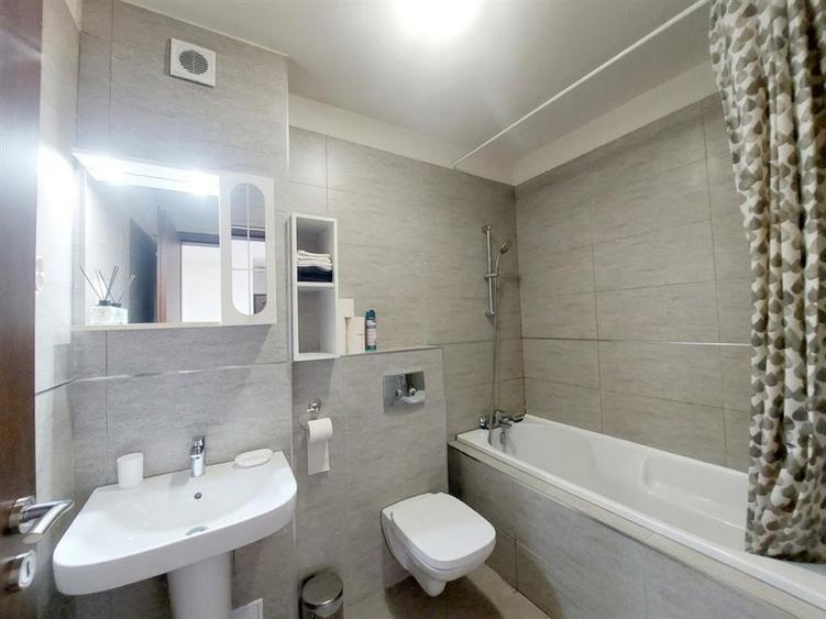Apartament cu 2 camere decomandat, mobilat în Bună Ziua