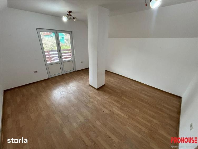 Casă cu 3 camere cu Teren 453 Mp în Mărgineni