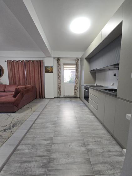 Apartament cu 2 camere decomandat în Dobroești