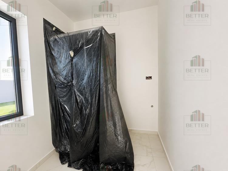 Casă individuală cu 4 camere cu Teren 340 Mp în Berceni