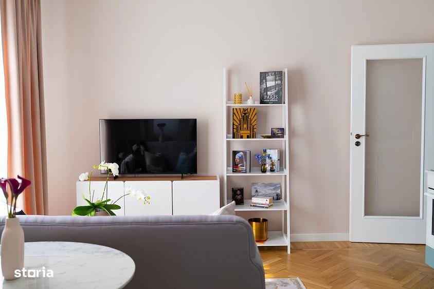 Apartament cu 2 camere semidecomandat, mobilat în Universitate
