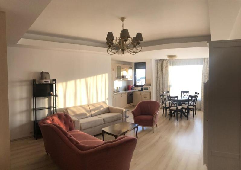 Apartament cu 2 camere decomandat în Aviației