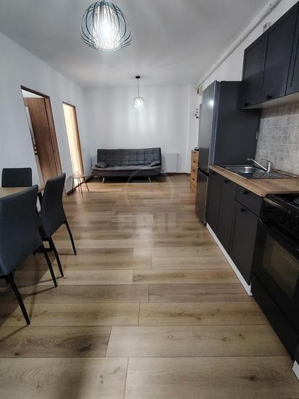 Apartament cu 2 camere decomandat în Florești