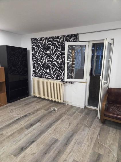 Garsonieră decomandată în Lujerului