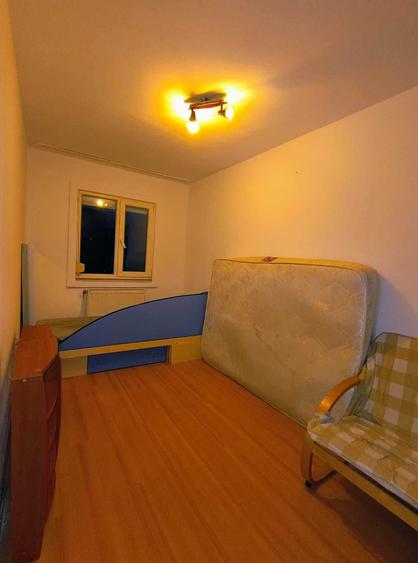Apartament cu 3 camere semidecomandat în Mănăștur