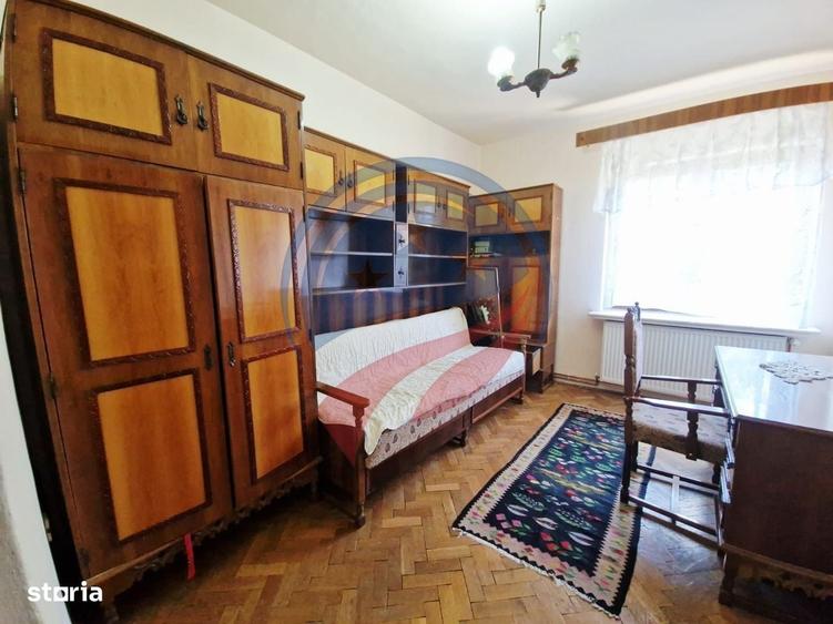 CASA /VILA str. Ana Ipatescu - 3