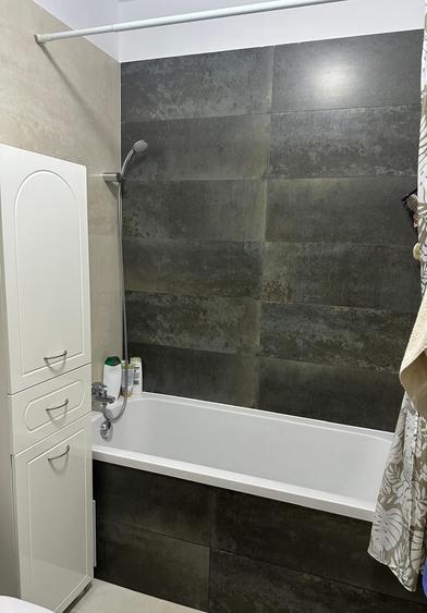 Apartament cu 2 camere decomandat în Exterior Vest