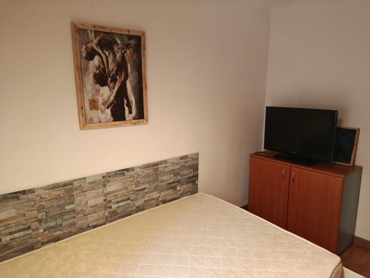 Particular închiriez 3 camere Turda parc Regina Maria mobilat si utilat complet - 1