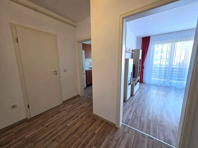Garsonieră decomandată în Avantgarden
