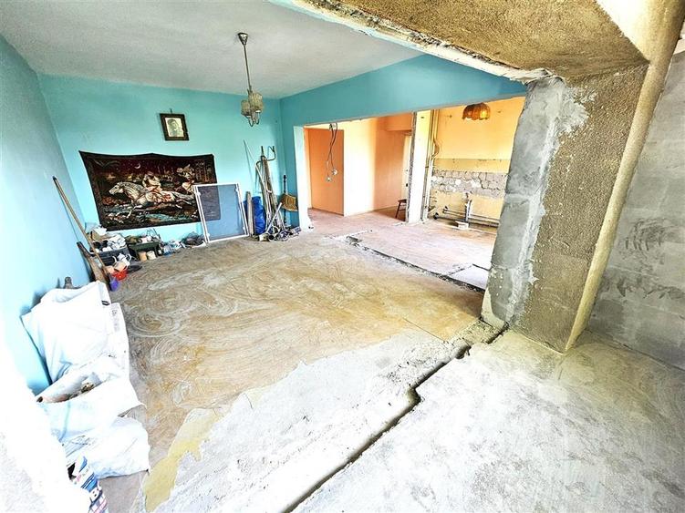 Apartament cu 2 camere decomandat în Gării