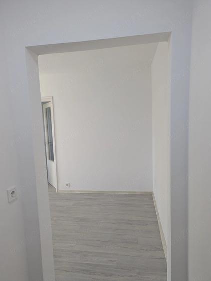 Apartament cu 2 camere nedecomandat în Șagului