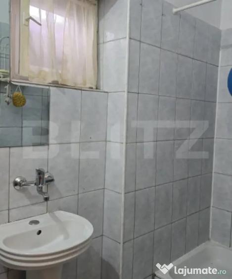 Casă cu 6 camere cu Teren 444 Mp în Nord