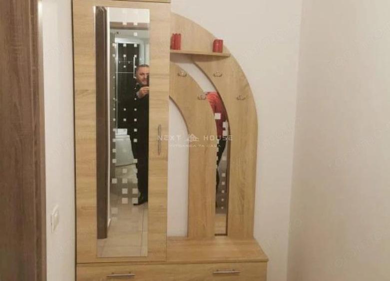 Garsonieră decomandată în 13 Septembrie