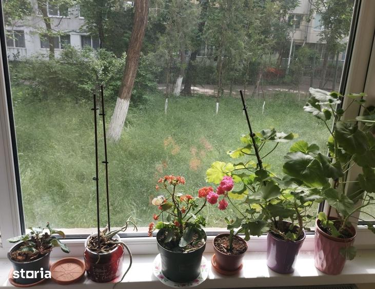 Apartament cu 4 camere semidecomandat în Țiglina 3