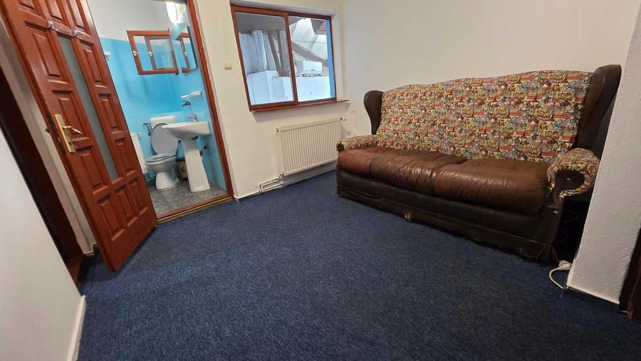 Apartament decomandat în Central