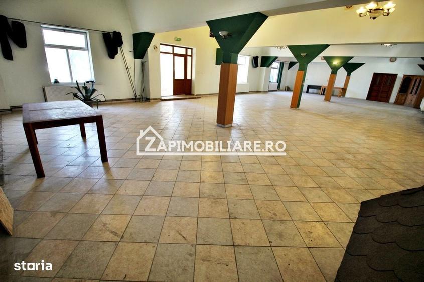 Spațiu comercial, de 200 mp, în Vălureni