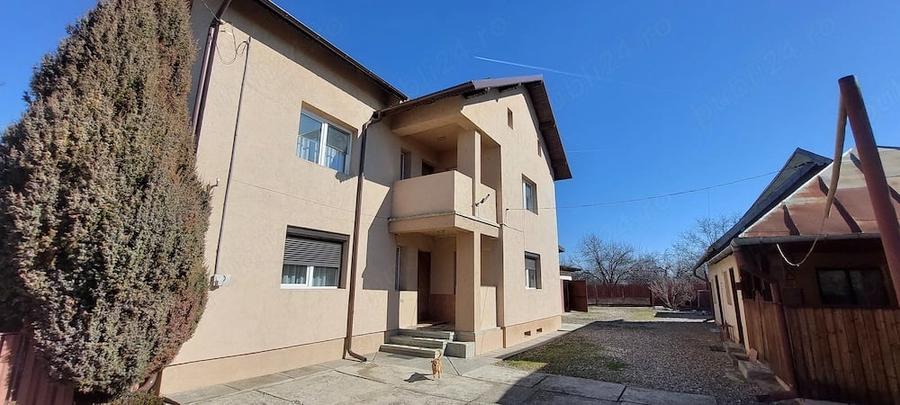 Casă cu 5 camere cu Teren 1209 Mp în Central