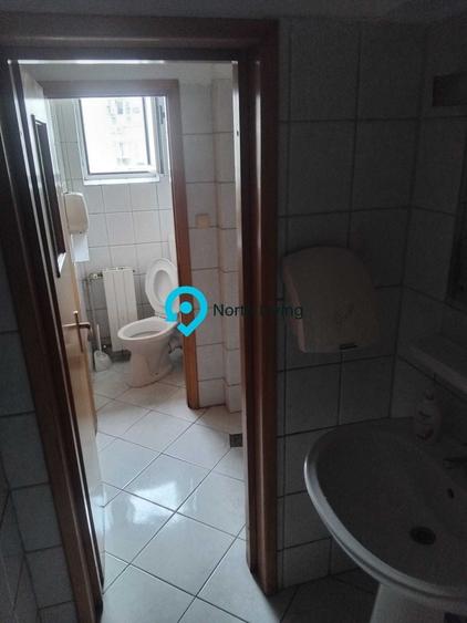 Birou, de 550 mp, în Splaiul Independenței