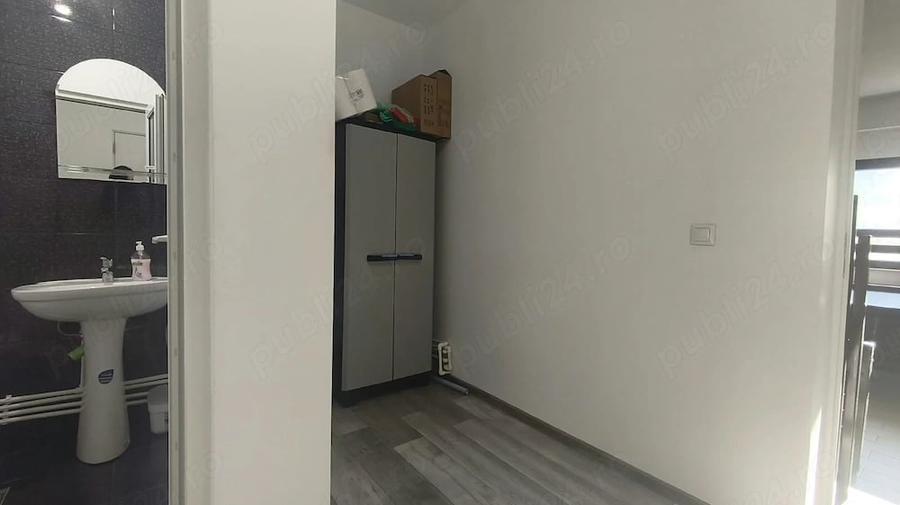 Spațiu comercial, de 40 mp, în Central