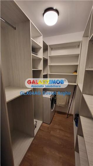 Apartament cu 3 camere decomandat în Banat