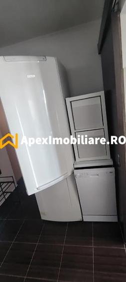 Apartament cu 3 camere decomandat, mobilat în Nicolae Grigorescu