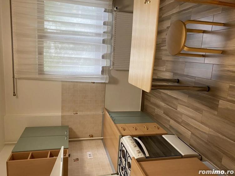Apartament cu 2 camere semidecomandat în Eroii Revoluției