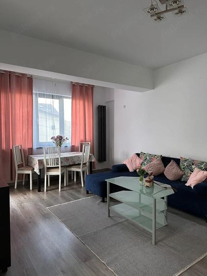 Apartament cu 2 camere semidecomandat în Gorjului