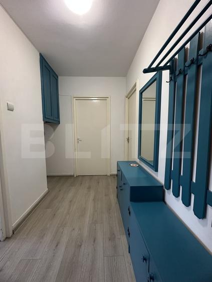 Apartament cu 3 camere decomandat în Tudor