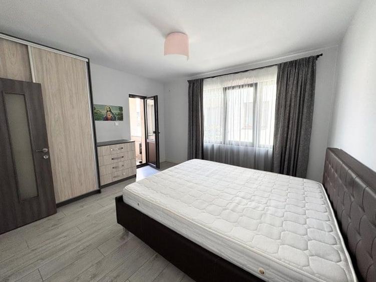 Casă cu 5 camere cu Teren 385 Mp în Bucureștii Noi