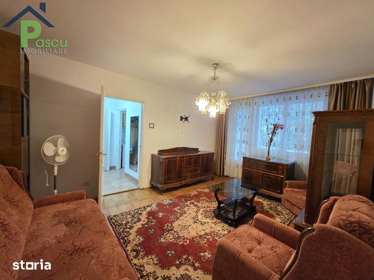 Apartament cu 2 camere semidecomandat în Giurgiului