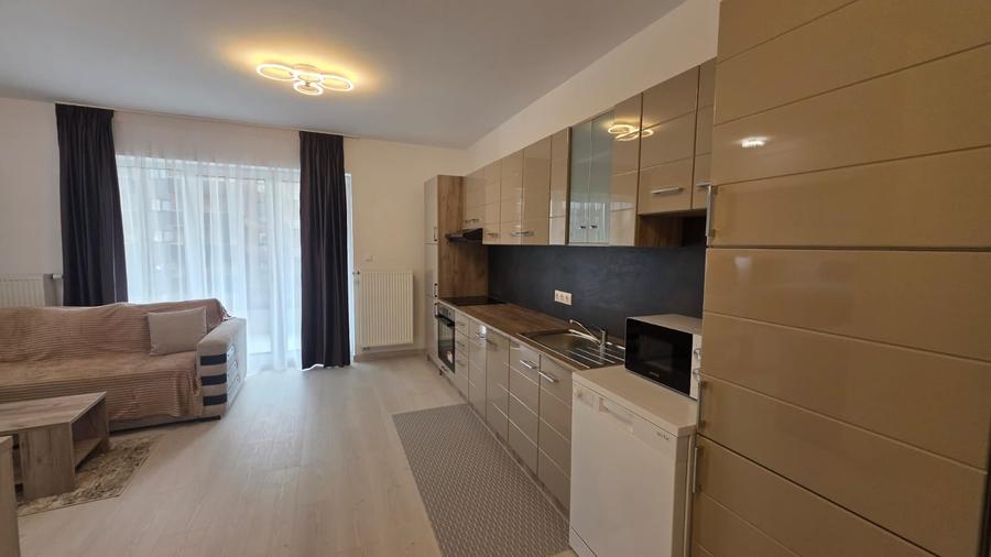 Apartament cu 2 camere decomandat în Avantgarden