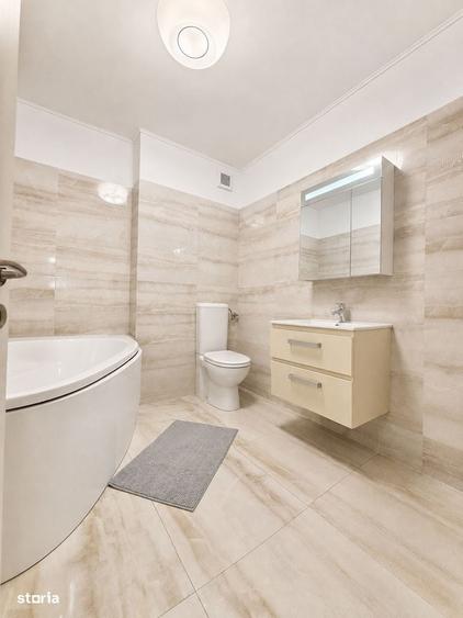 Apartament cu 3 camere decomandat în Jiului