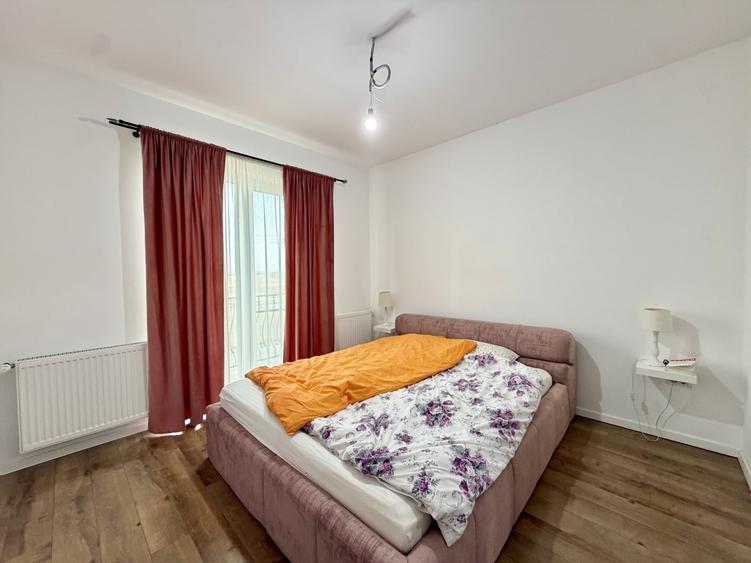 Duplex cu 4 camere cu Teren 320 Mp în Dumbrăvița