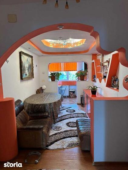 Apartament cu 3 camere în Debarcader