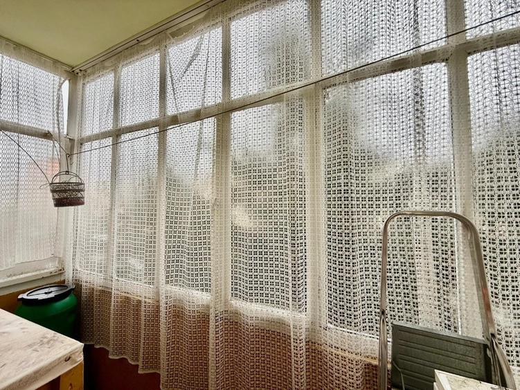 Apartament cu 2 camere semidecomandat în Zamfirescu